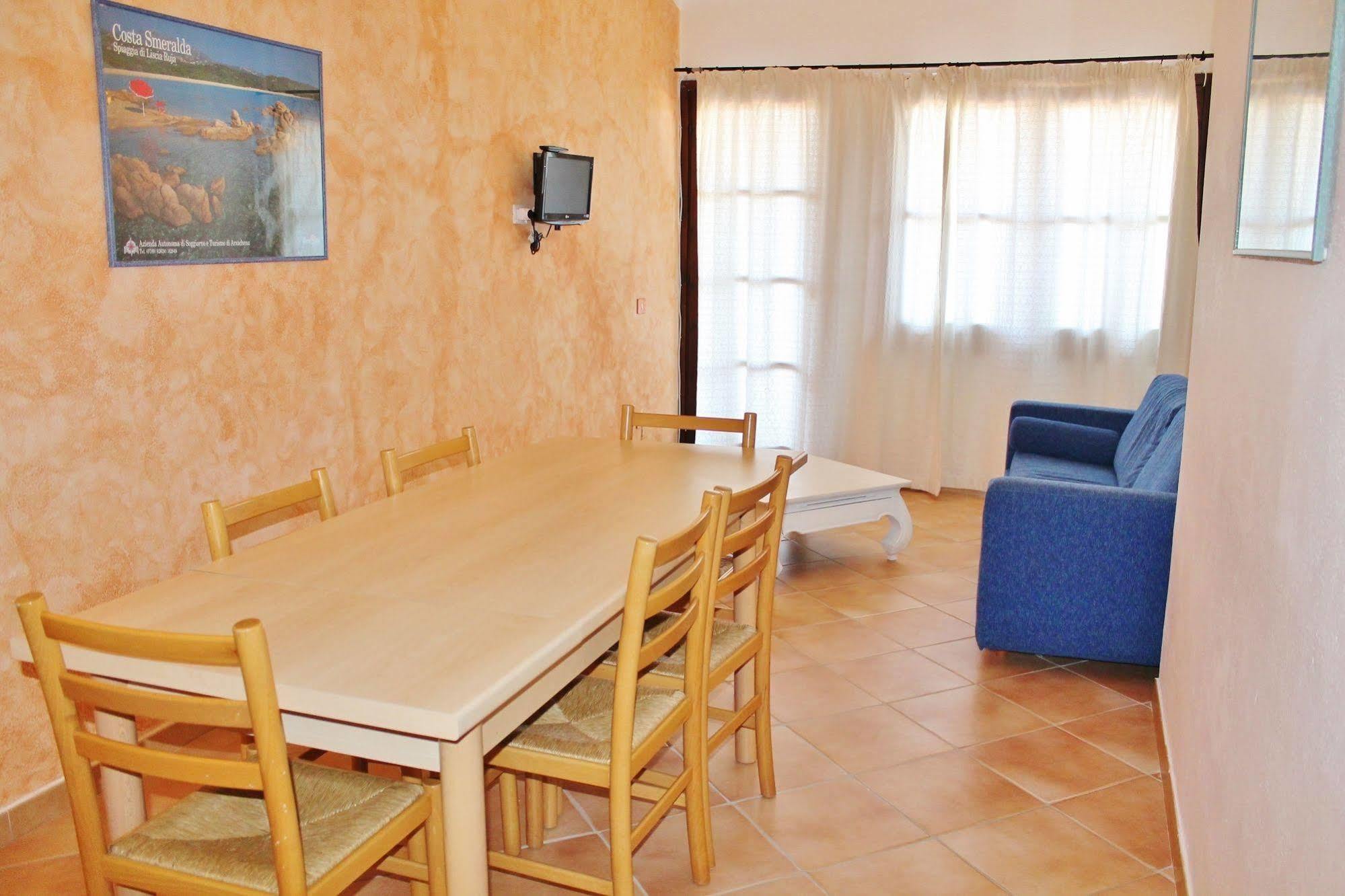 Residence Blue Corner Porto Pollo Palau Eksteriør billede