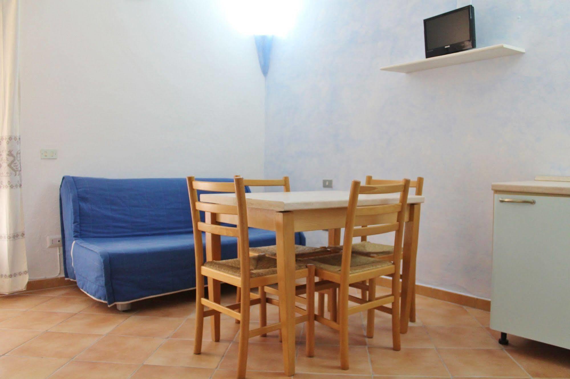 Residence Blue Corner Porto Pollo Palau Eksteriør billede